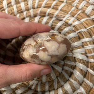 Flower Agate Palm Stone
